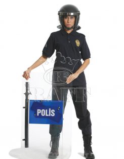 Vestido de Polícia / 2005